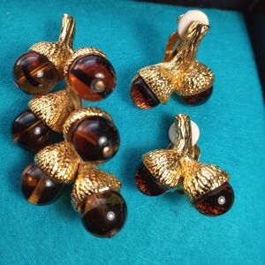 Pat Hudson Acorn Brooch Pin & Earring Clips, Acrylic & Gold Plate